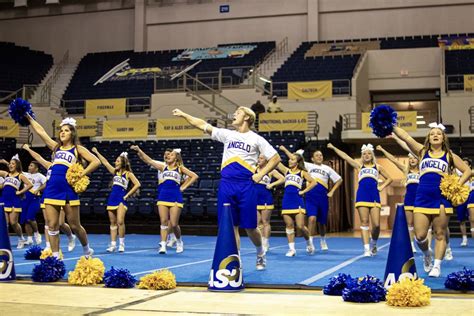 Asu Cheer Team Holds Clinic To Help Students Prepare For Tryouts News