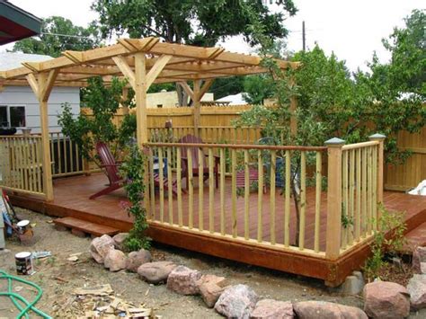 Our neighbors are a fellow military family and this is our welcome home gift for their deployed soldier. Floating Deck Plans: Effective Project By DIY Network ...
