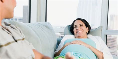 Gejala kehamilan di minggu 10: 9 Cara cepat hamil secara alami | merdeka.com