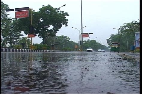 Delhi Gets Its First Monsoon Showers Finally News18