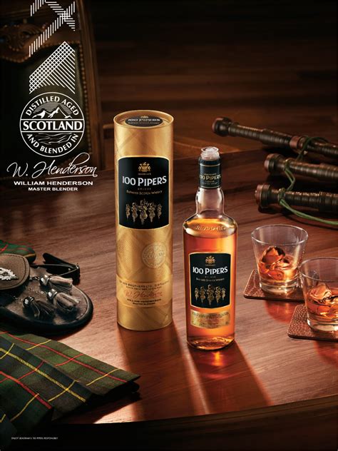 100 Piper's Deluxe Scotch 750ml - East West Spirits Ltd