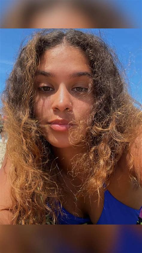 Beach Selfie Selfie Beach Girl Beach Hair Hat Pool Day Summer Vibes In 2022 Beach Hair