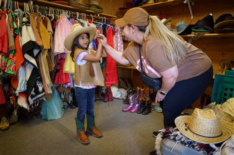 Giddy up, cowpokes | South Whidbey Record