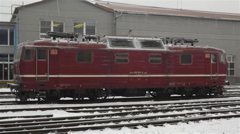 Dochází k tomu tehdy, když se ve výšce nachází teplý vzduch a z něj dopadá déšť na povrch s teplotou pod 0 °c. Obrazem: Ledovka v Olomouci a Přerově (3.12.2014 ...