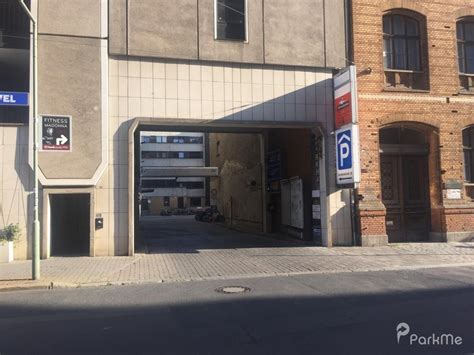 Stadtgarage berlin in berlin, berlin, strasse: Dorotheenstraße 30 Garage - Parkplatz in Berlin | ParkMe