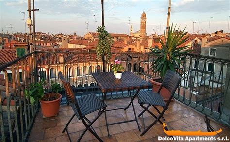Appartamenti e case vacanze selezionate con un occhio di riguardo al comfortt e al prezzo. Appartamento a Venezia per Vacanze con Aperitivo Incluso ...