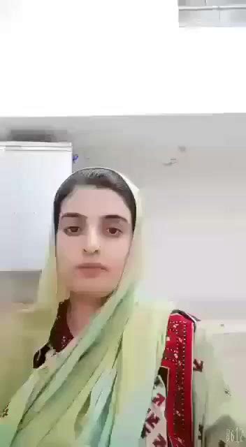 hot paki girl masturbates with cucumber in pakistani xxx watch indian porn reels fap desi