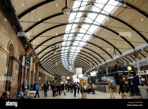 Newcastle Central Station Stock Photo Alamy