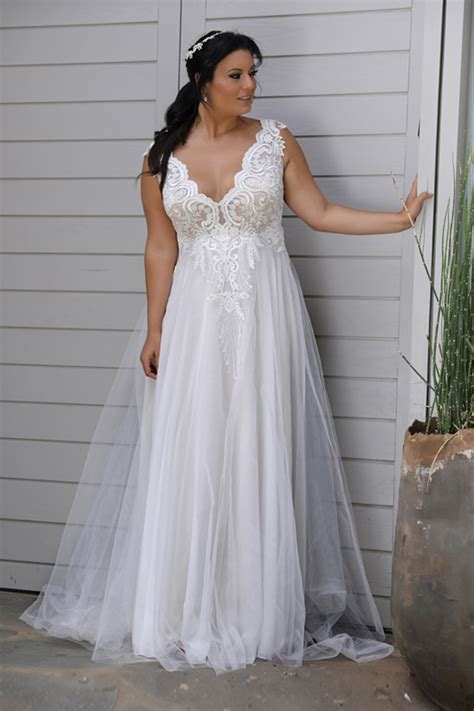 Whatever you're shopping for, we've got it. Top 10 Plus Size Wedding Dresses Australia - Sang Maestro