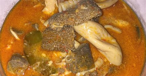 Soto babat biasanya dimakan dengan keripik, acar ketimun dan wortel, sambal, dan bawang goreng. 77 resep soto betawi babat enak dan sederhana - Cookpad