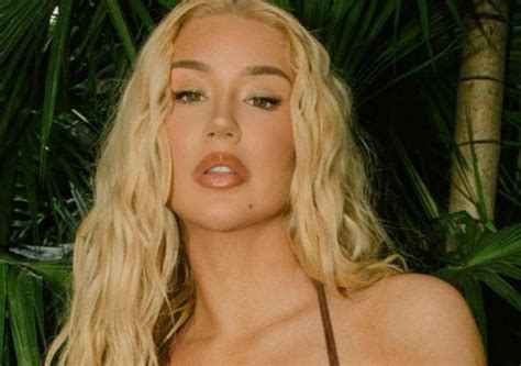 Iggy Azalea Shows Off Her Booty And Curves In A Brown Bikini Page 3