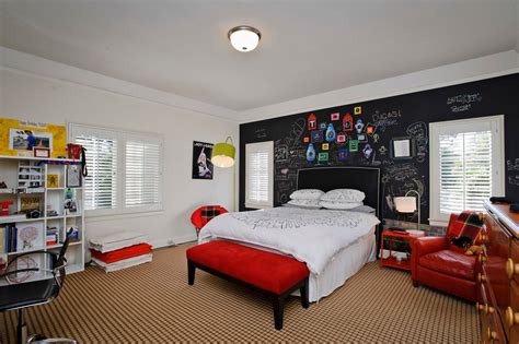 Fiery and fascinating 25 kids bedrooms wrapped in shades of red. 24+ Chalkboard Wall Designs, Decor Ideas | Design Trends ...