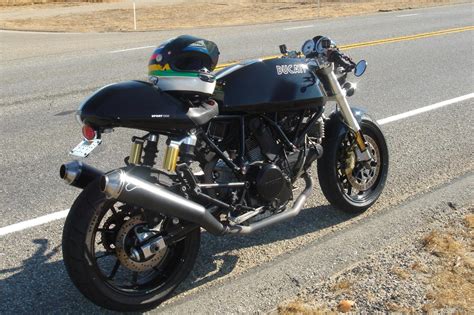 The bolognese company creates bikes with their own soul and. Ducati Ducati SportClassic Sport 1000 Biposto - Moto ...