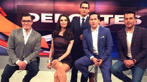 Nuestra app te ofrece las noticias más relevantes de todos los deportes. Comentarista de Azteca Deportes ahora vende lentes | El ...