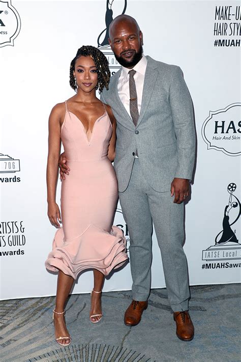 Sonequa Martin Greens Husband Everything To Know About Kenric Green