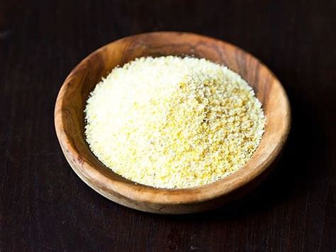 Grits are usually a bigger grind than cornmeal. Cooking Corn Bread With Corn Grits - It's just right, as ...