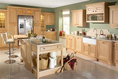 Shaker cabinets look good in any kitchen, whether it's dark or light. Wood Feeling Solid Birch Wood Shaker Style Kitchen ...