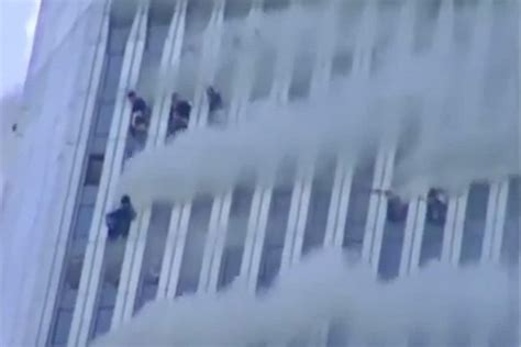 World Trade Center Jumpers Hitting Ground