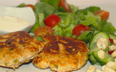 We encourage everyone to leave feedback on recipes and even go as far as post your own! Thai Fish Cakes - Low Carb