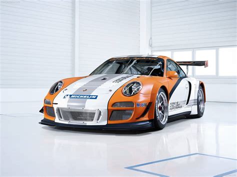 New Car Information Porsche 911 Gt3 R Review