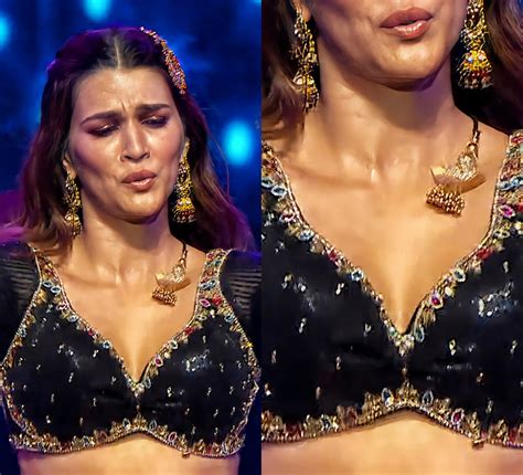 Kritis Cleavage And Expressions Enough To Make U Cum Rkritisanon