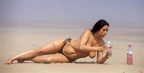 Ugly Fat Slut Simone Reed Nude At The Beach Scandal Planet