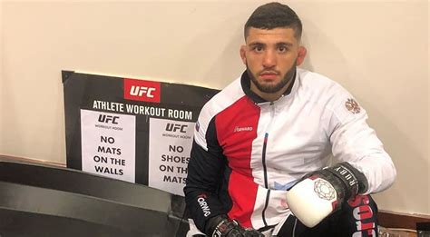 Arman tsarukyan, with official sherdog mixed martial arts stats, photos, videos, and more for the lightweight fighter from. Арман Царукян: «Для меня большая честь драться с Исламом»