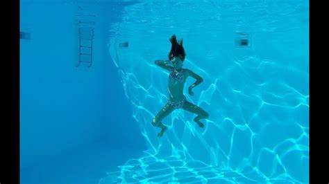 Carla Underwater Swimming Underwater In A 15 Feet Deep Pool Youtube