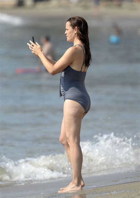 Jennifer Garner Non Nude In Wet Swimsuit 61 Photos The Fappening
