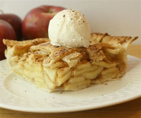 Old Fashioned Apple Pie Momma Lew