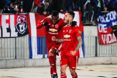 Cambio en universidad de chile, entra al campo simón contreras sustituyendo a joaquín larrivey. Copa Chile: La 'U' venció nuevamente a La Serena y aseguró ...