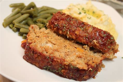 Add turkey, onions, eggs, 1/4 cup ketchup, parsley, mustard, salt, sage, and pepper to breadcrumb mixture. Homemade Turkey Meatloaf Recipe | I Heart Recipes
