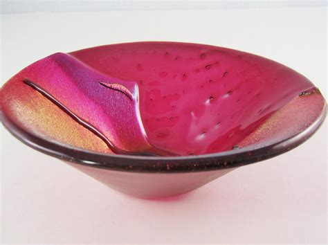 Fused Glass Bowl Deep Raspberry And Hot Pink With Dichroic Etsy