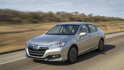 2014 Honda Accord Plug In Hybrid Phev Front Caricos