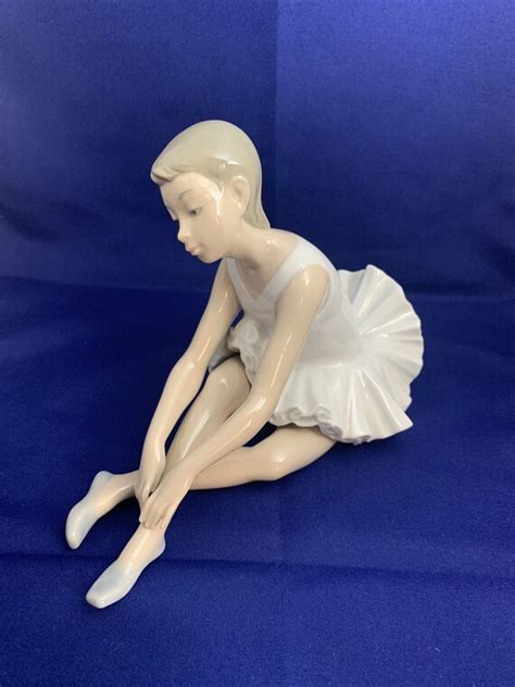 Nao Ballerina Figurine By Lladro Spain Etsy