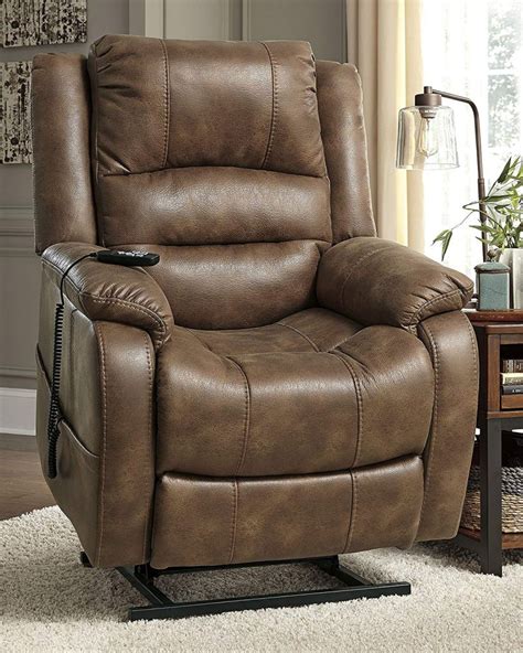 Whether you opt for a leather lift chair or one covered in plush fabric, all power lift chairs work in the same fashion. 5 Best Lift Chairs for Elderly (Jul. 2019) - Reviews ...