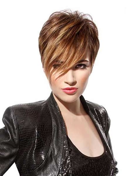26 Best Short Haircuts For Long Face Pop Haircuts