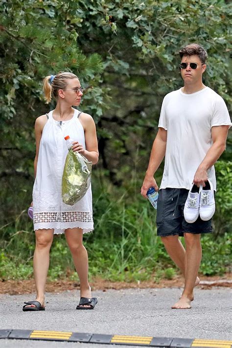Scarlett Johansson And Colin Jost Stepped Out For A Beach Stroll In The Hamptons New York 1408196
