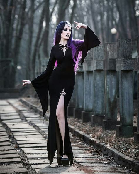 pin de ¡dark gothic macabre en góticas chicas góticas belleza gótica ropa gótica