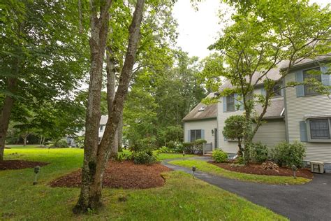 35 Santuit Pond Way 8a Mashpee Ma 02649 Mls 73019829 Coldwell Banker