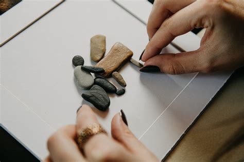 Arte Com Pedras 5 Dicas Para Criar Obras Incríveis Ge Papel E Lápis