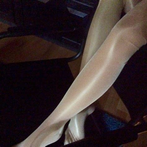 Nude To The Waist Shiny Glossy And Super Silky Tights Sheer Satin