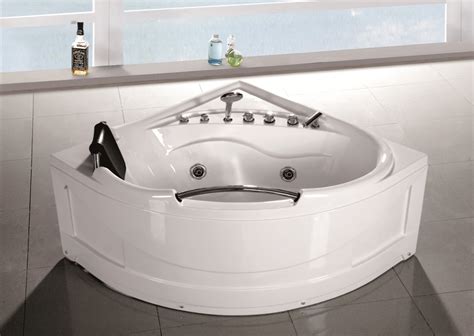 الصين أحدث تصميم جديد الحديثة الفاخرة حوض الاستحمام دوامة تدليك النفاثة