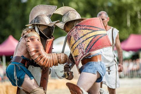 Gladiator Fight Murmillo Vs Thraex By Carancerth On Deviantart