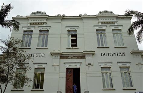 Promote your brand with university directory worldwide. Folha de S.Paulo - Turismo - Instituto Butantan cria museu em braile - 14/10/2012