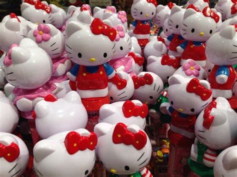 Secrets Of The Original Hello Kitty Store In Japan Free To Do