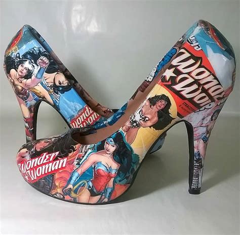 Comic Book Shoe Zone Custom Wonder Woman Heels Noveltystreet