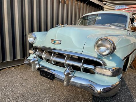 1954 Chevy 4 Door Hellblau California Cars