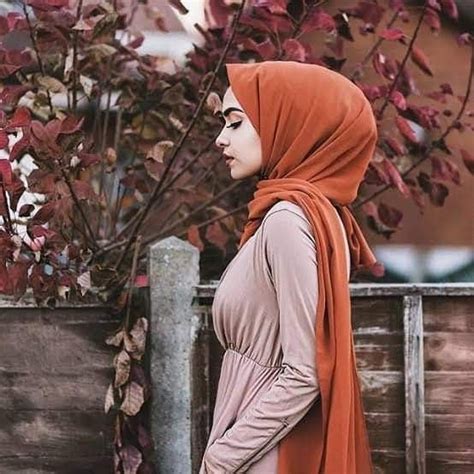 Pin By 𝕄𝕦𝕘𝕙𝕒𝕝 💕 𝓩𝓪𝓭𝓪 On Hijaab Grlzzzzz Street Hijab Fashion Hijab Fashion Beautiful Hijab