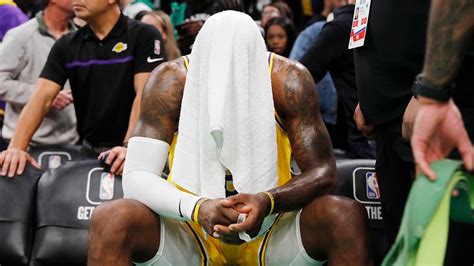 Lebron James Astonished Over Missed Foul Call In Lakers Loss I Dont Understand What Were